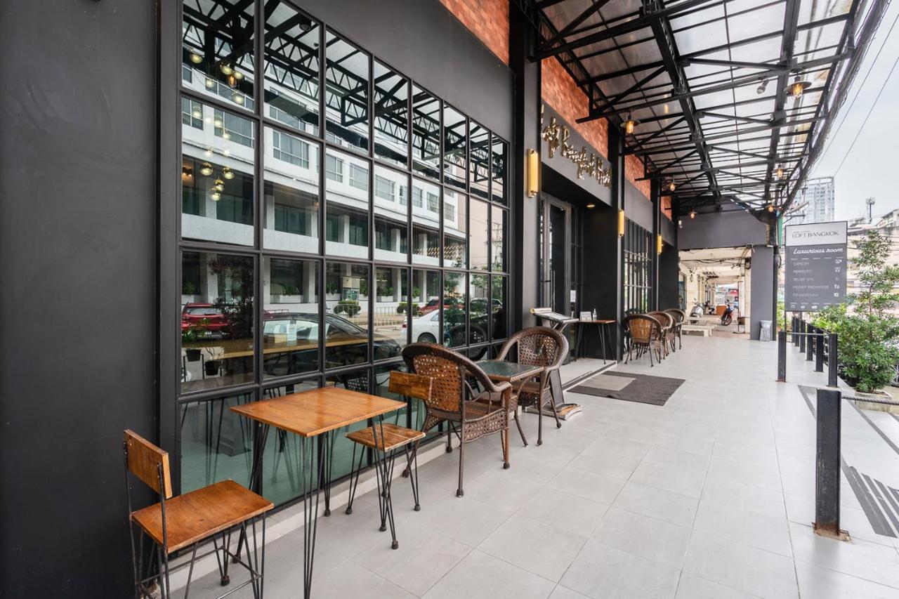 Loft Bangkok Hotel - SHA Extra Plus Bagian luar foto