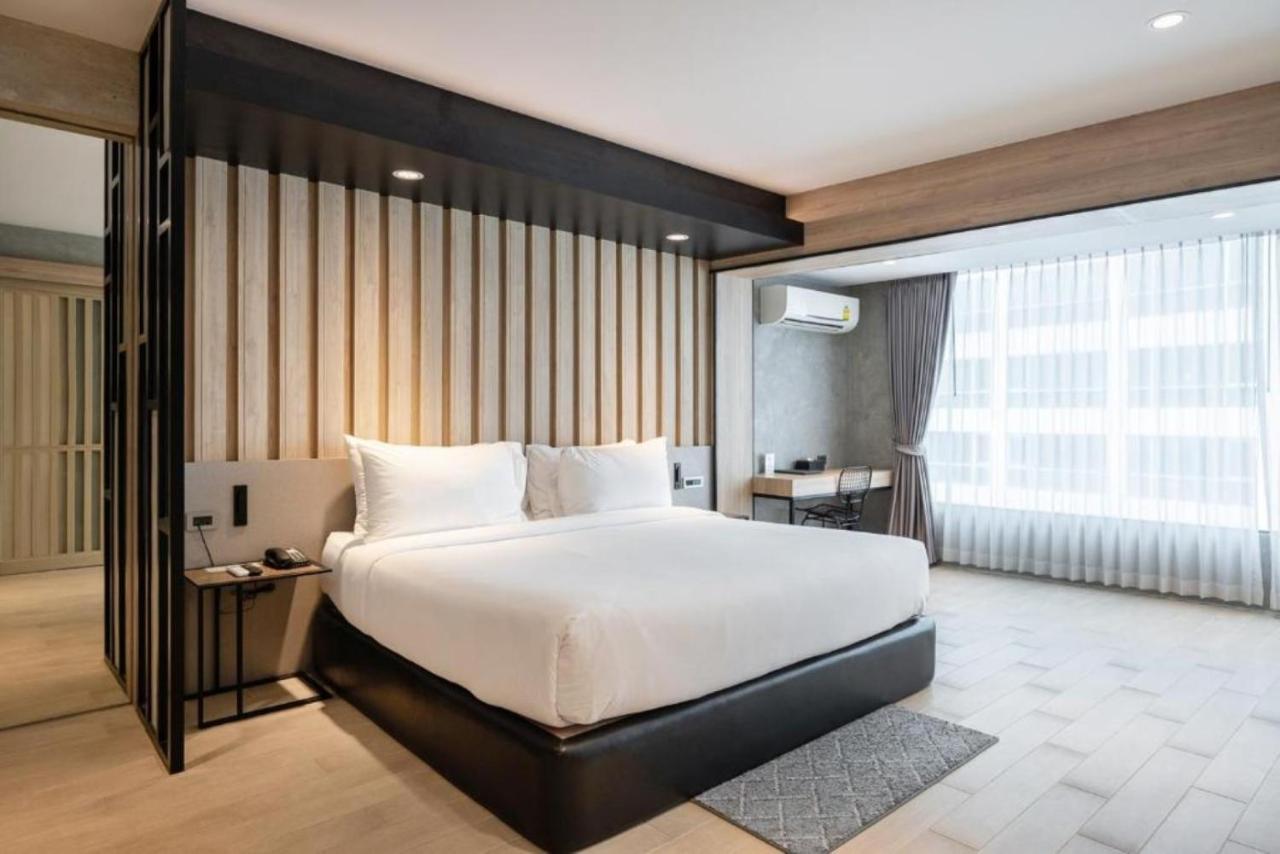 Loft Bangkok Hotel - SHA Extra Plus Bagian luar foto