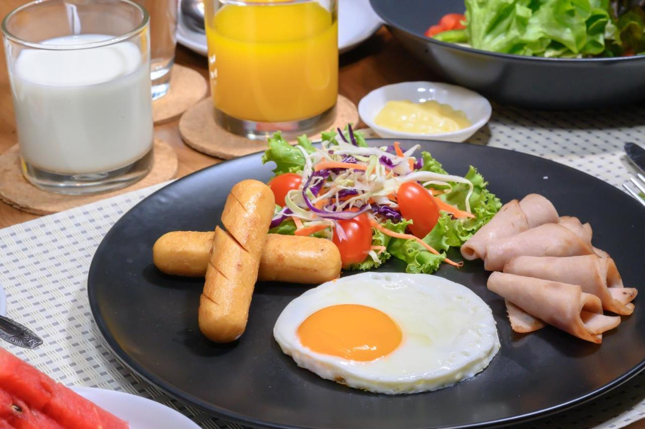 Loft Bangkok Hotel - SHA Extra Plus Bagian luar foto