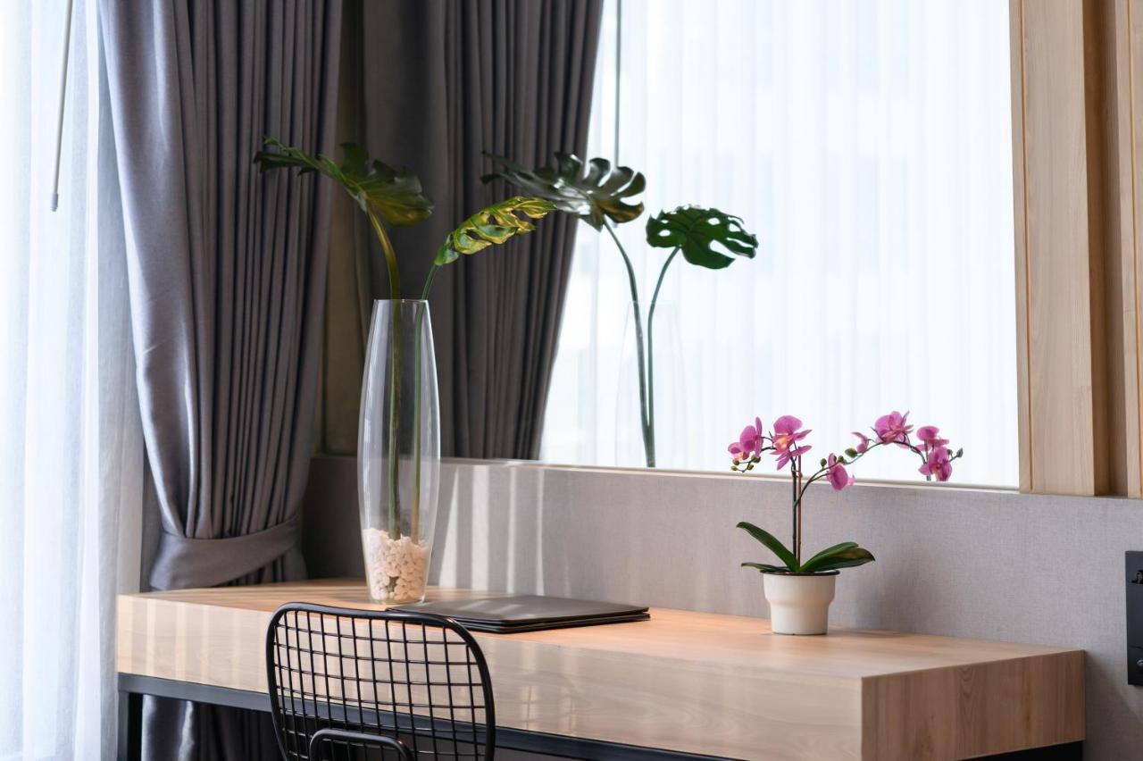 Loft Bangkok Hotel - SHA Extra Plus Bagian luar foto